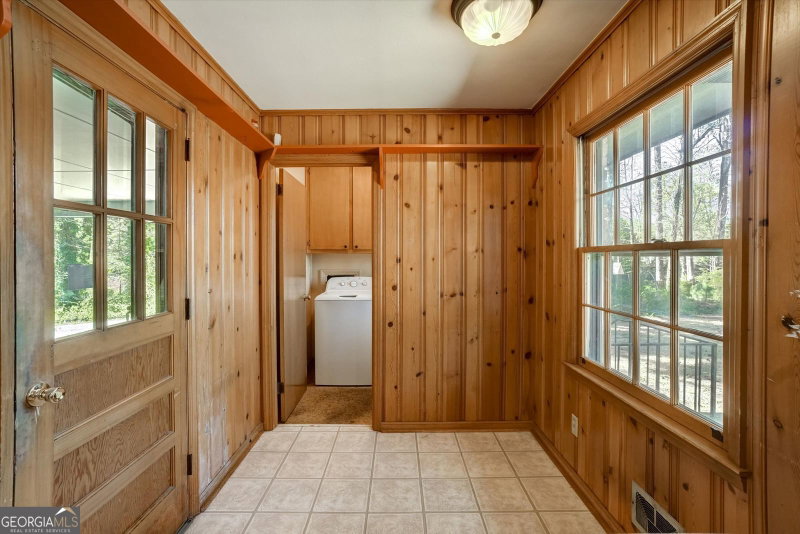 Photo 18 of 797 Kiowa Drive NE