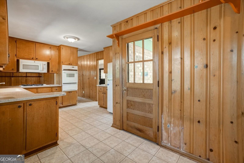 Photo 19 of 797 Kiowa Drive NE