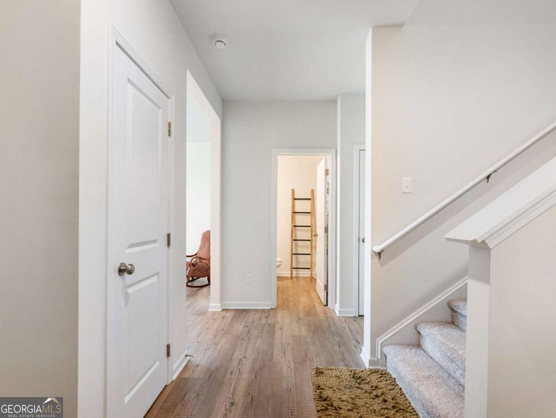 Photo 3 of 171 Sweet Briar Way