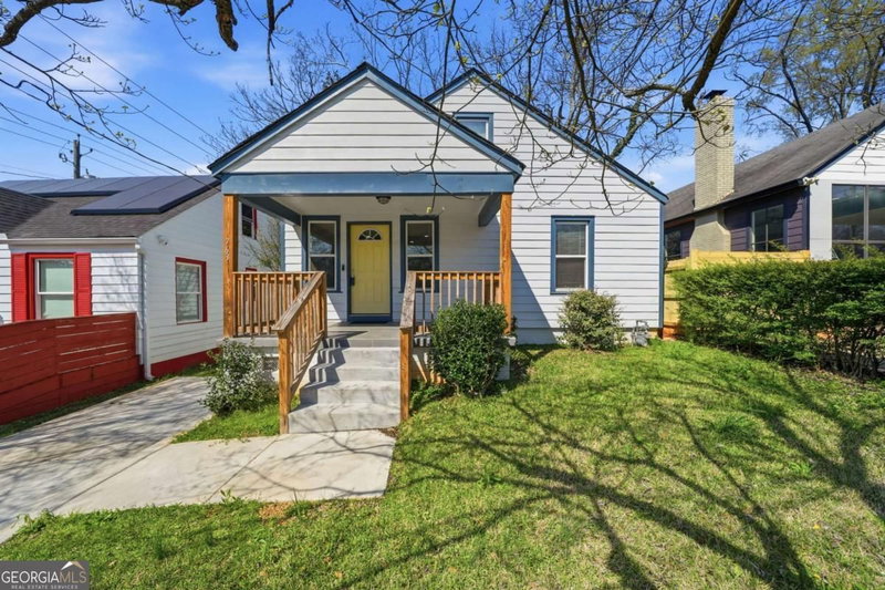 Photo 3 of 763 Jones Avenue NW