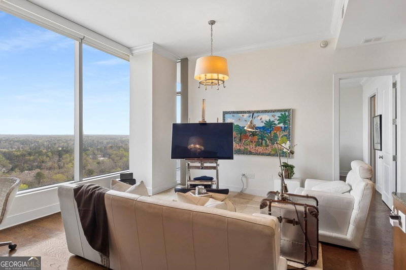 Photo 18 of 3630 Peachtree Road NE #1809