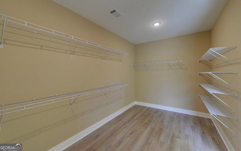 Photo 21 of 111 Topher Street