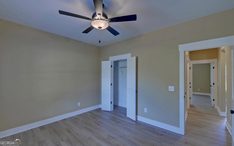 Photo 23 of 111 Topher Street
