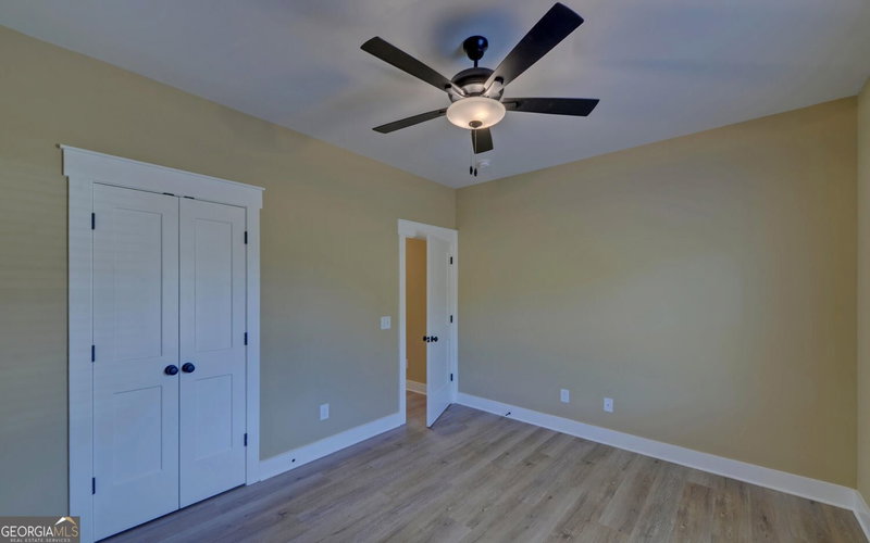 Photo 24 of 111 Topher Street