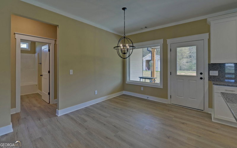 Photo 9 of 111 Topher Street