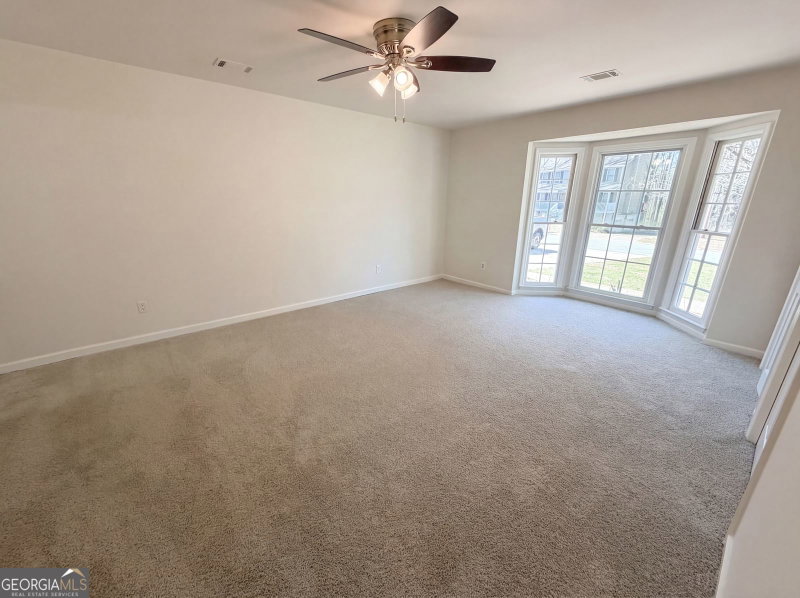 Photo 13 of 5003 Henson Drive SW