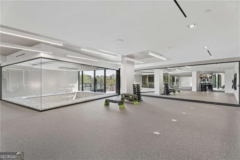 Photo 32 of 2425 Peachtree Road NE #901