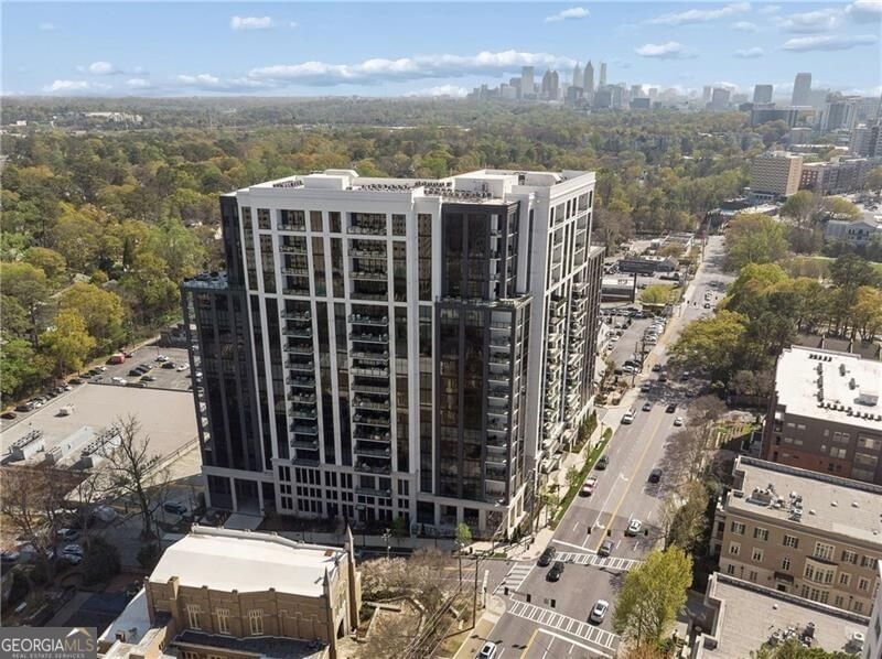 Photo 54 of 2425 Peachtree Road NE #901