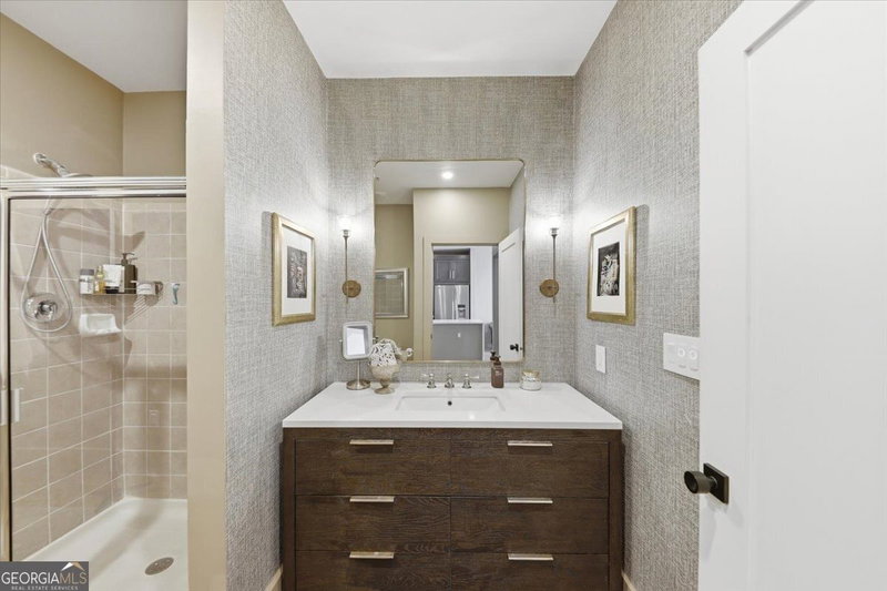 Photo 19 of 3040 Peachtree Road #1514