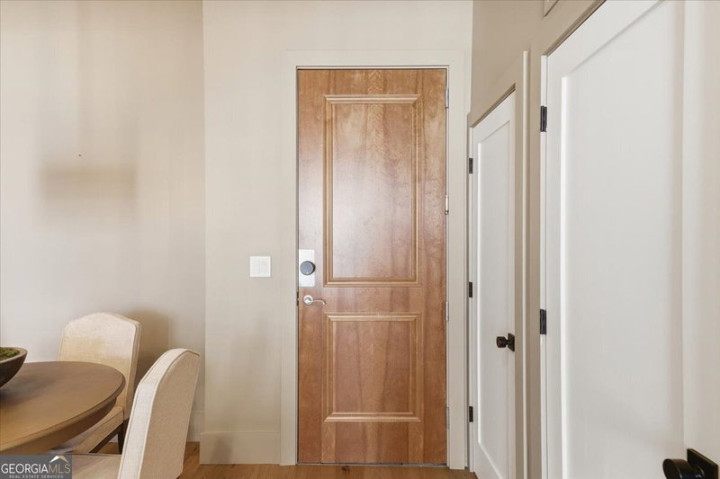 Photo 7 of 3040 Peachtree Road #1514
