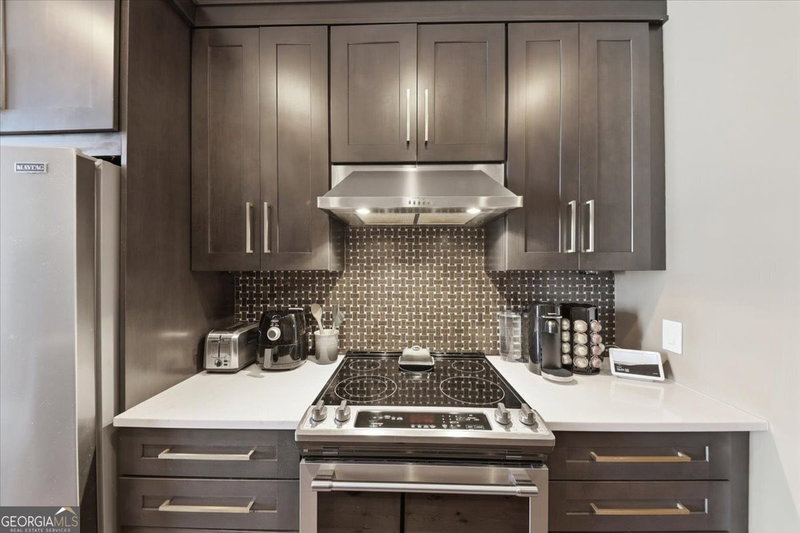 Photo 10 of 3040 Peachtree Road #1514