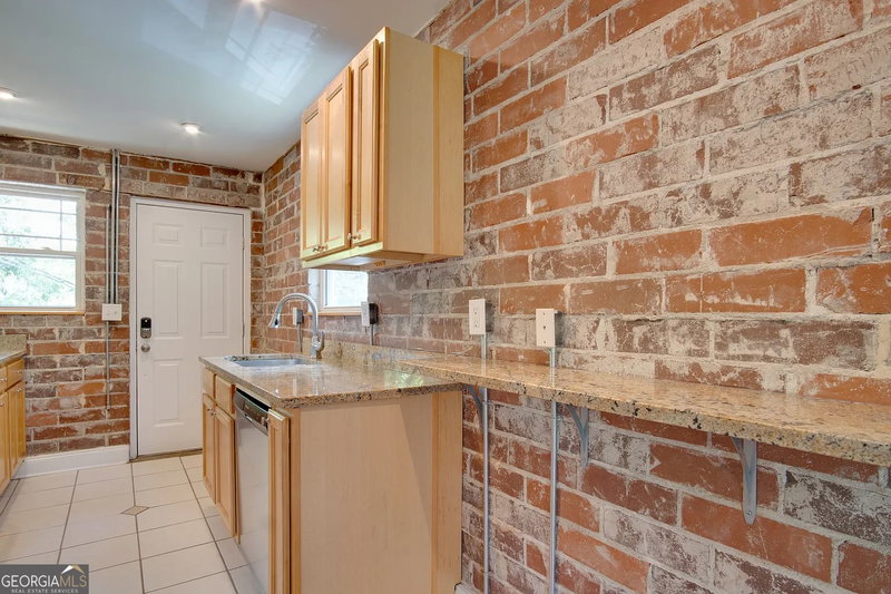 Photo 5 of 24 Daniel Street SE #14