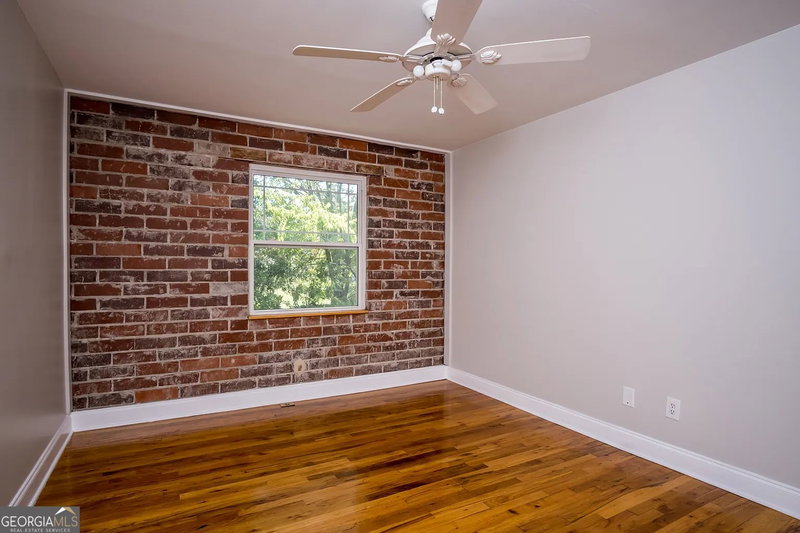 Photo 9 of 24 Daniel Street SE #14