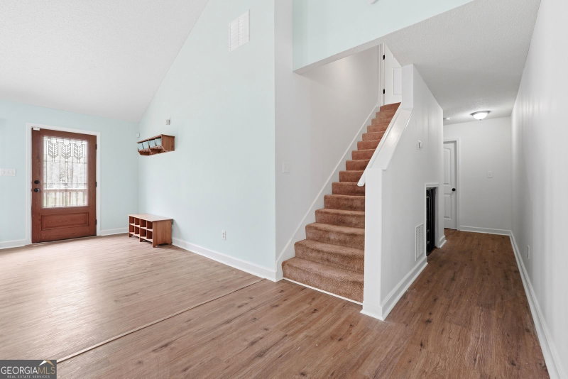 Photo 6 of 201 Arrow Wood Drive