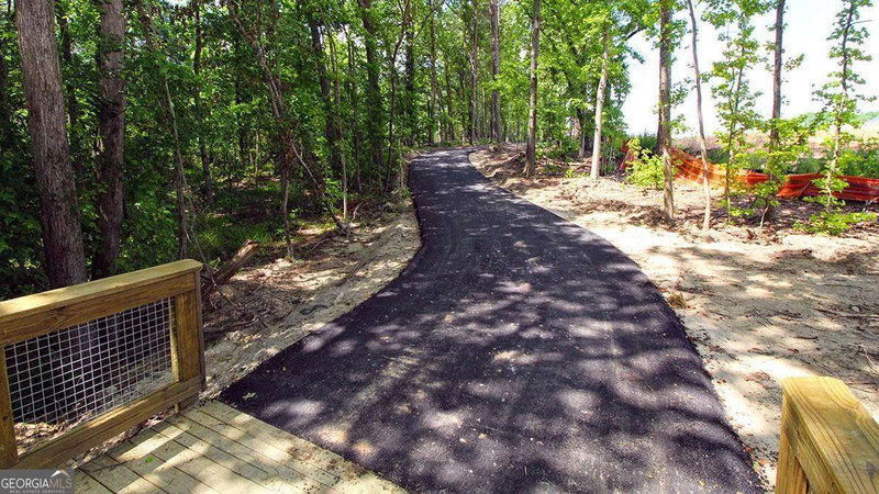 Photo 33 of 171 Sandy Oak Drive