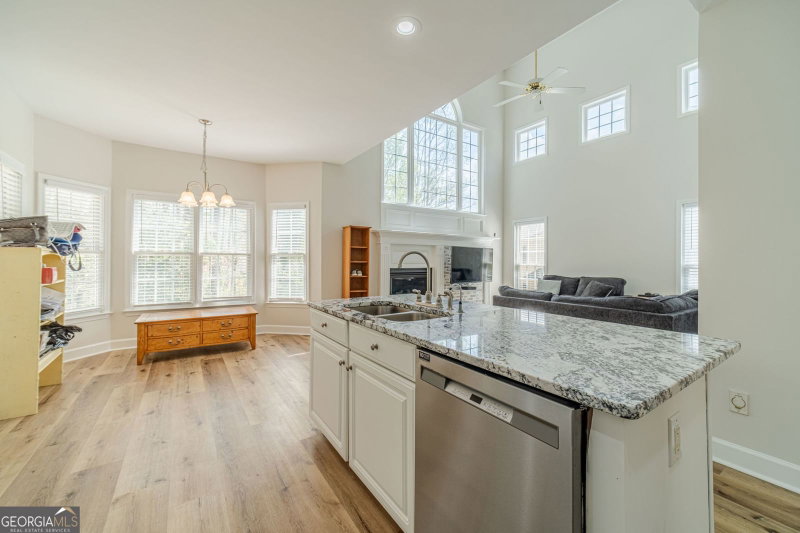 Photo 17 of 4706 Cedar Wood Drive SW