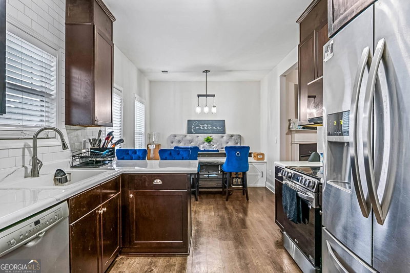 Photo 4 of 577 Joneus Drive