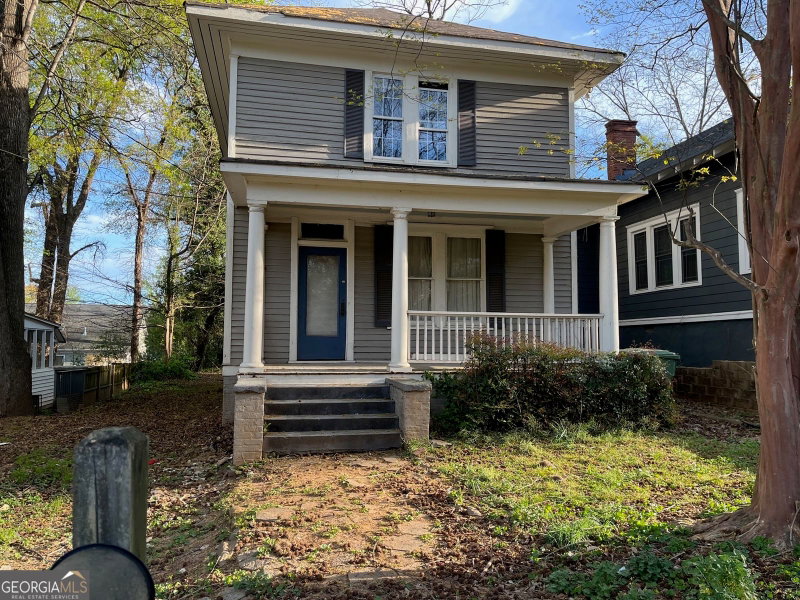Photo 3 of 1037 OAK Street SW