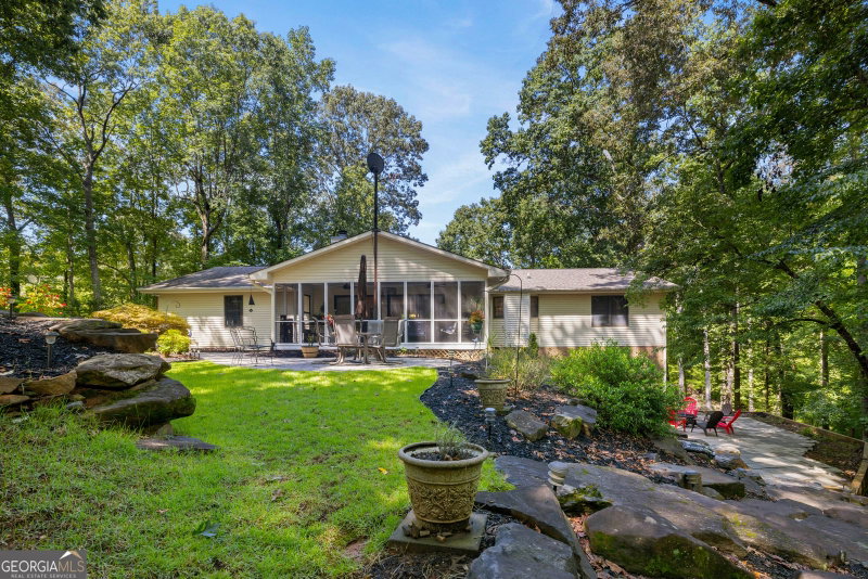 Photo 38 of 910 Chickasaw Drive
