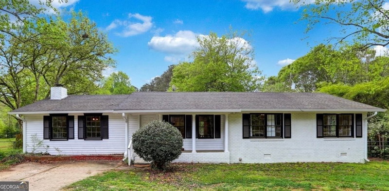 1095 Athens Road
