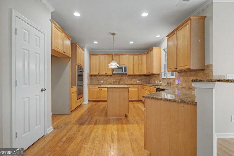 Photo 15 of 2725 Ivy Hill Drive