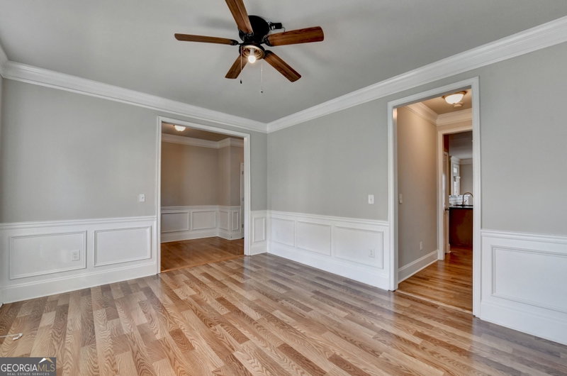 Photo 12 of 2343 Gallard Street