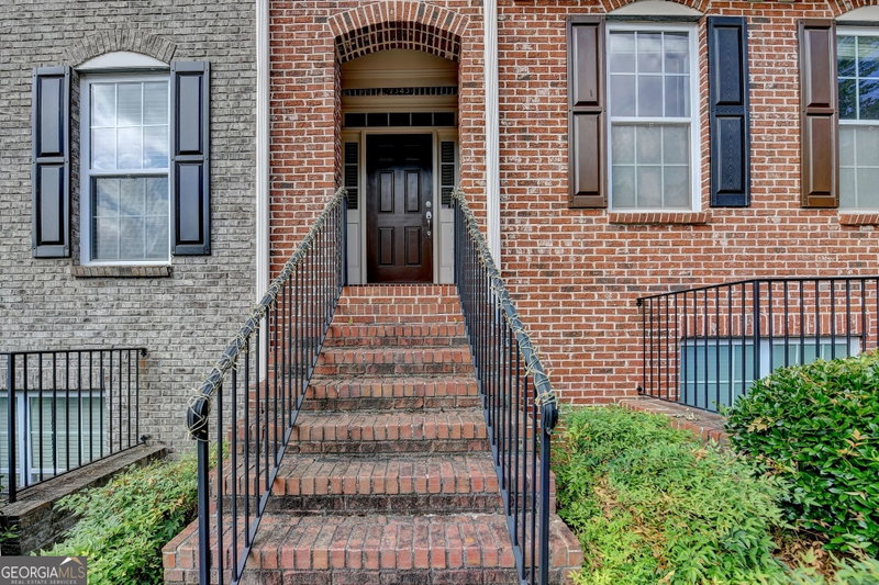 Photo 3 of 2343 Gallard Street