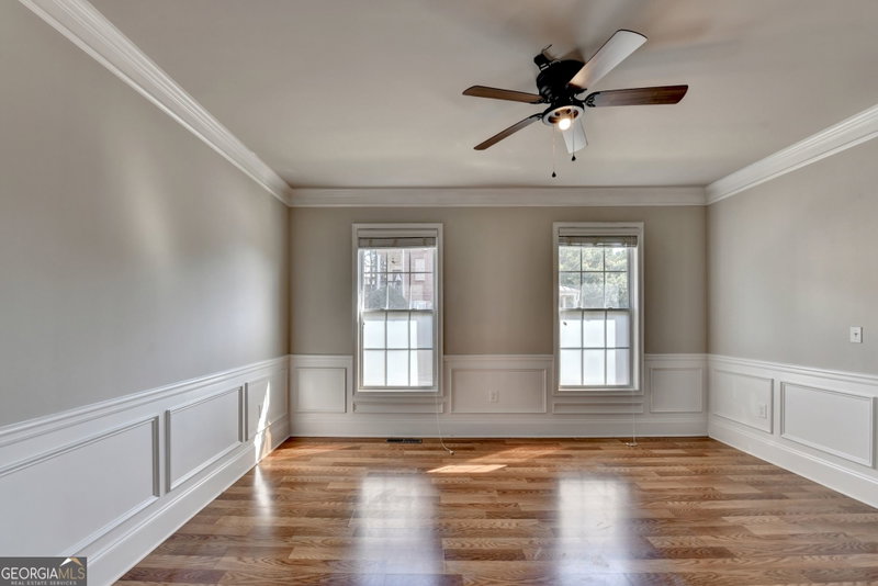 Photo 10 of 2343 Gallard Street