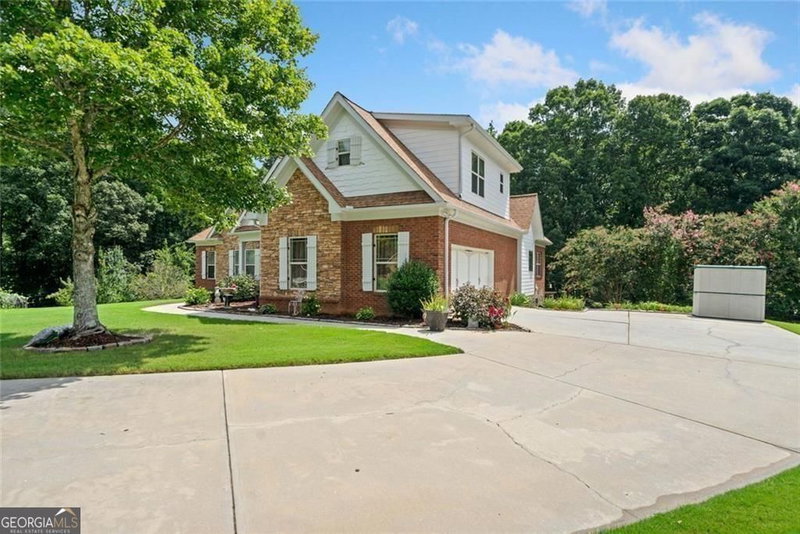 Photo 31 of 2200 Spruce Lake Drive