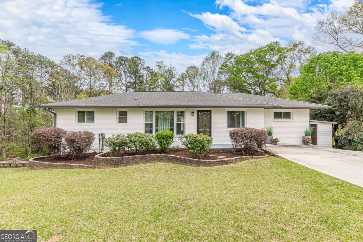 2396 Elmwood Circle SE, Smyrna, GA 30080