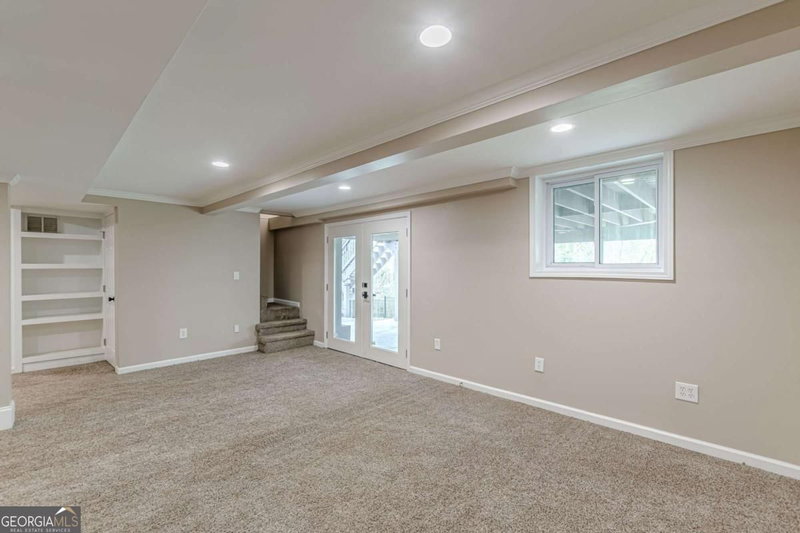 Photo 32 of 2396 Elmwood Circle SE