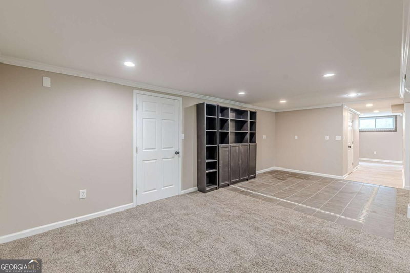 Photo 33 of 2396 Elmwood Circle SE