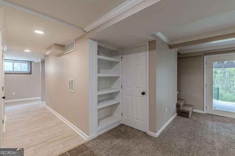 Photo 37 of 2396 Elmwood Circle SE