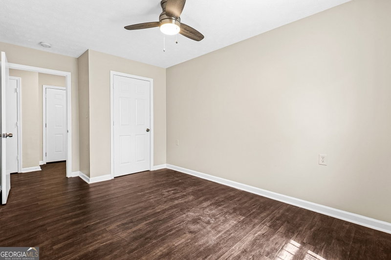 Photo 11 of 660 Cedar Avenue NW
