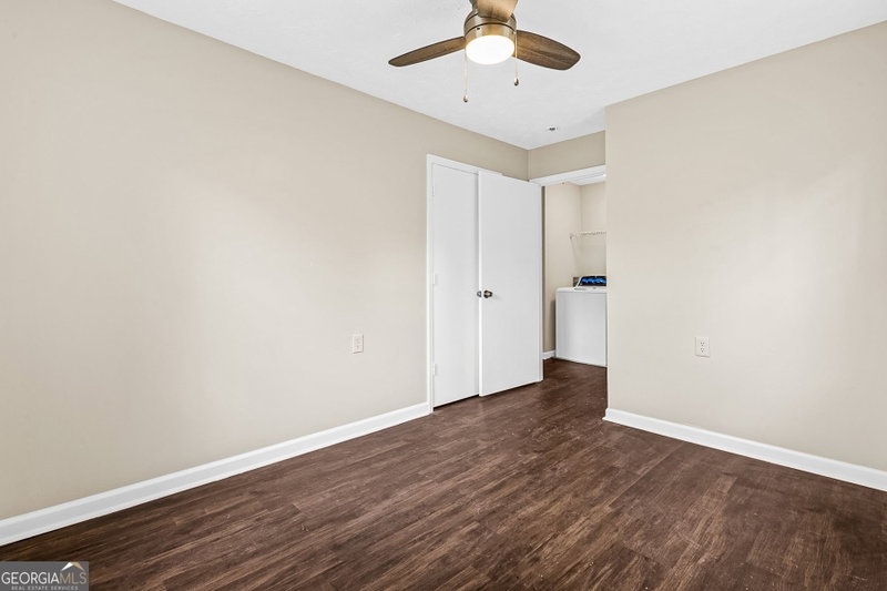 Photo 18 of 660 Cedar Avenue NW