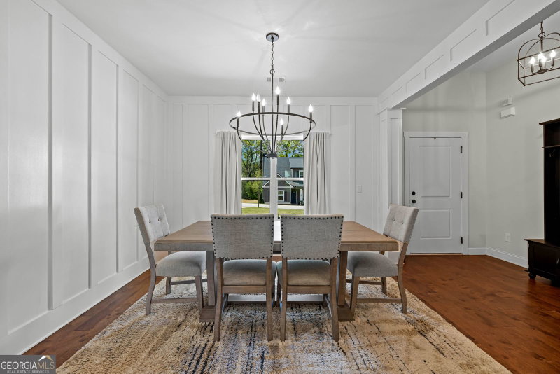 Photo 8 of 23 E Hill Street