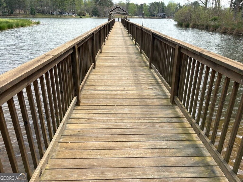 Photo 9 of 21 Yonah Lake Drive