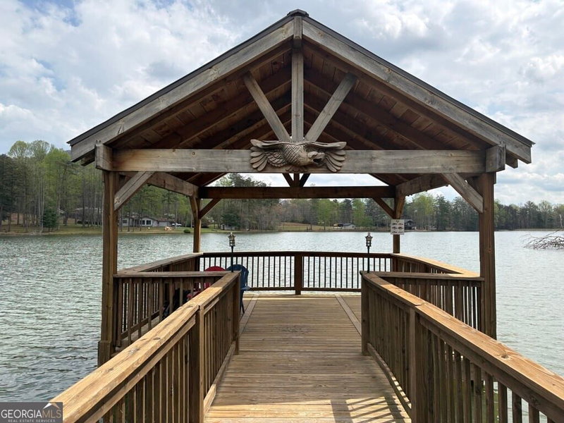 Photo 10 of 21 Yonah Lake Drive