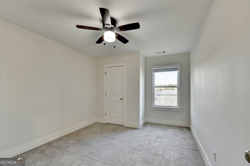 Photo 43 of 207 N Auburn Landing Place