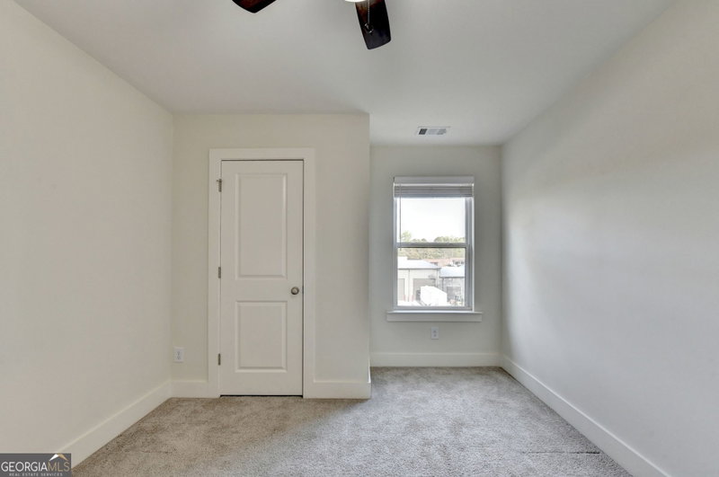 Photo 44 of 207 N Auburn Landing Place