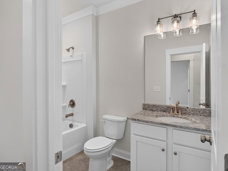 Photo 11 of 457 Principal Meridian Drive