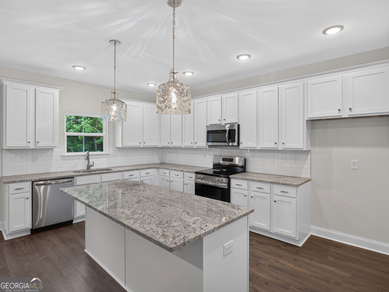 Photo 18 of 457 Principal Meridian Drive