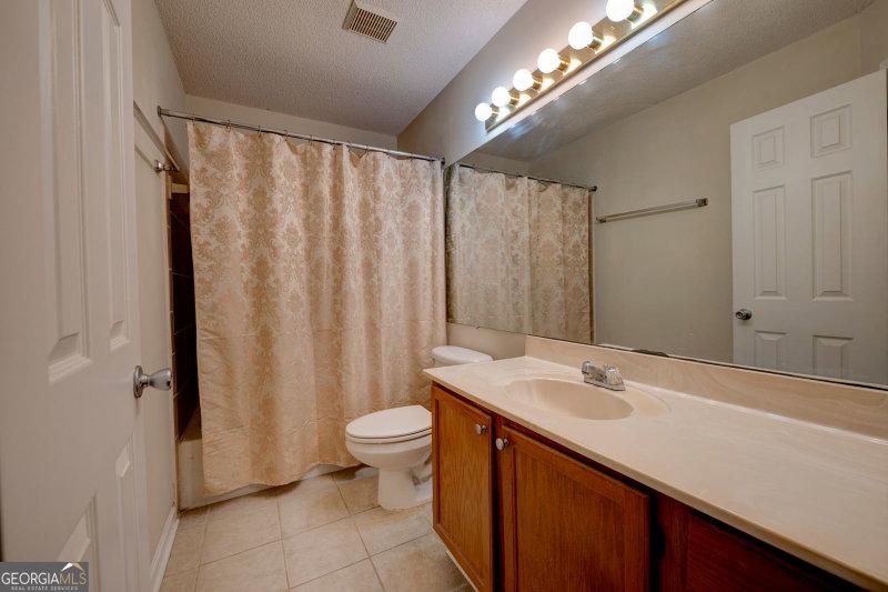 Photo 24 of 1315 Red Deer Way ## 255
