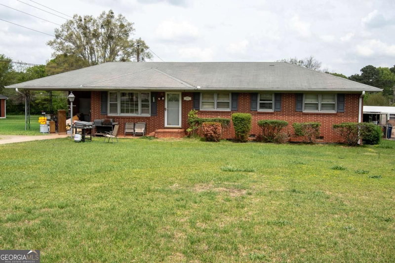 Photo 2 of 313 Mobley Street