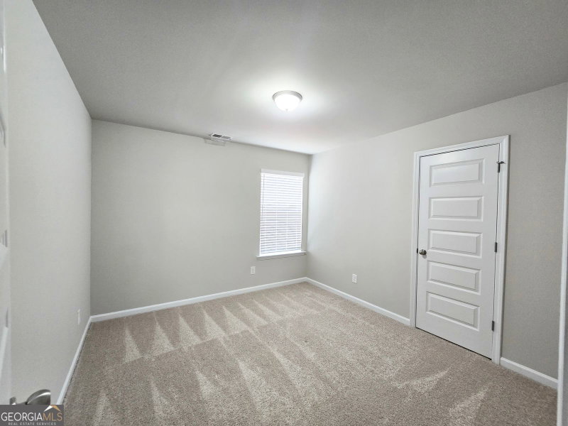 Photo 19 of 112 Tuxedo Road