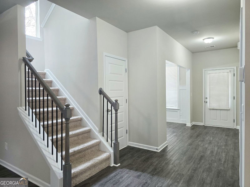 Photo 4 of 112 Tuxedo Road