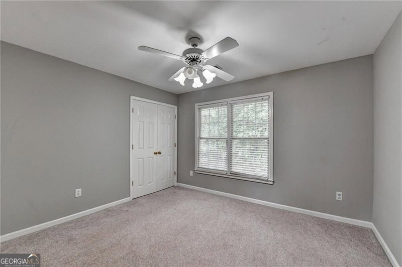 Photo 40 of 1015 Rowe Oak Circle