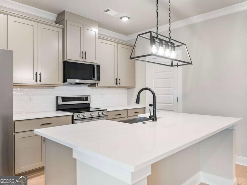 Photo 9 of 107 Grand Highlands Lane