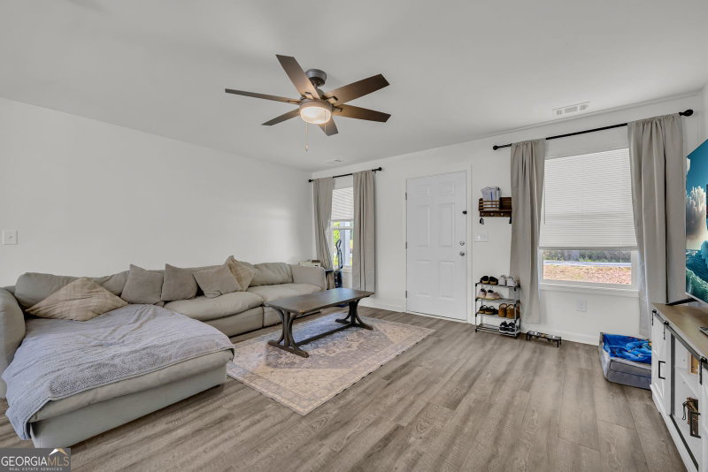 Photo 8 of 140 Rustwood Drive
