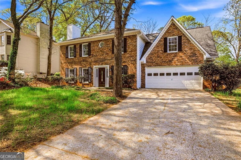 Photo 4 of 4085 Vicksburg Drive